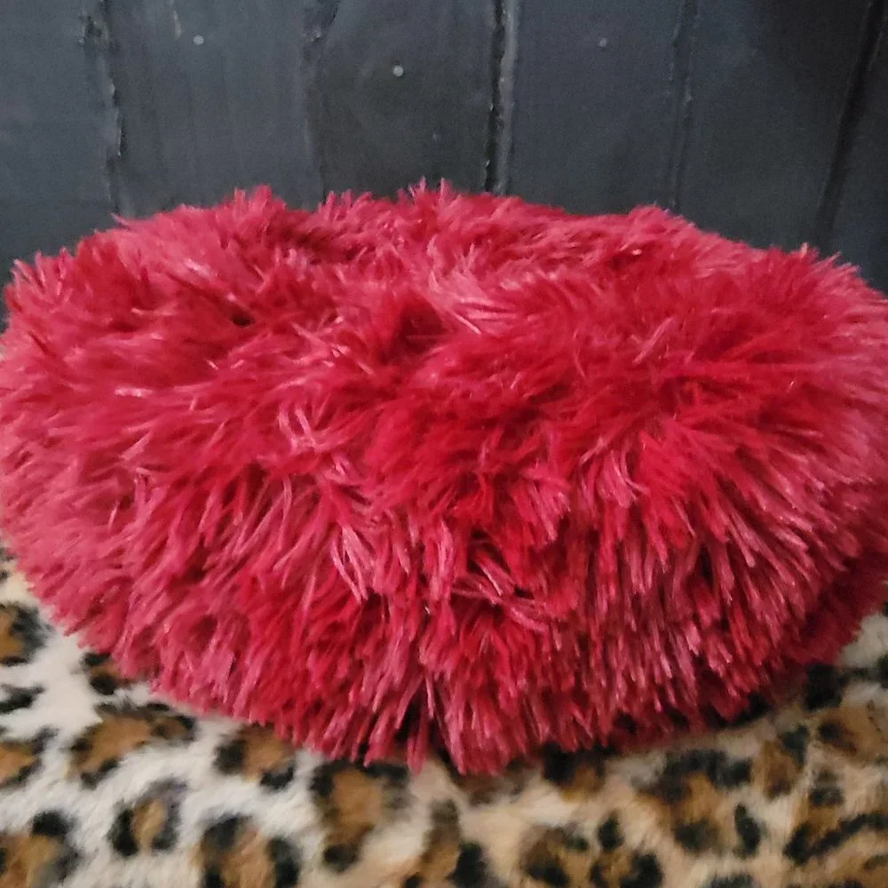 Pet Bed Dog or Cat Puppy Kitten RED 16 in Round Plush Bran New!